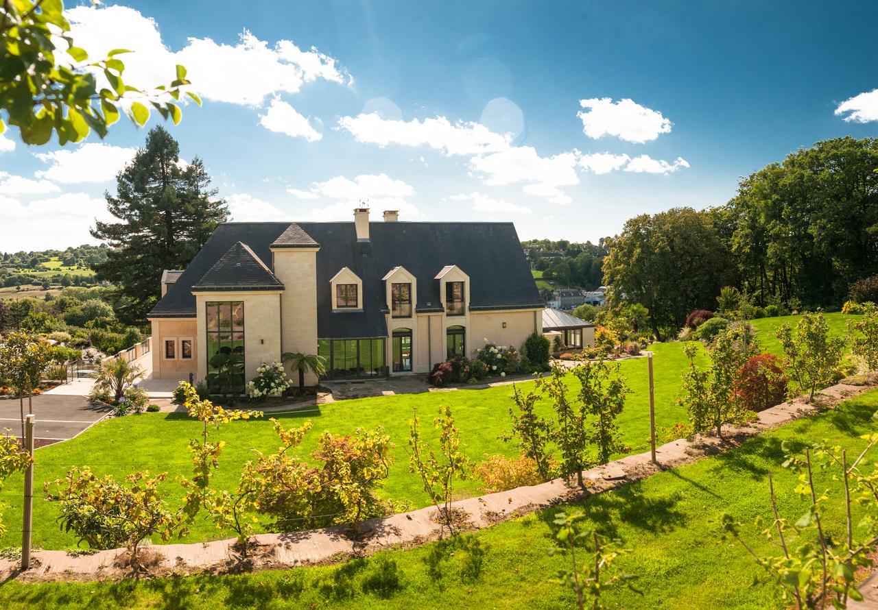Le Domaine Des Chevaliers De Malte Bed & Breakfast Villedieu-les-Poeles-Rouffigny Bagian luar foto