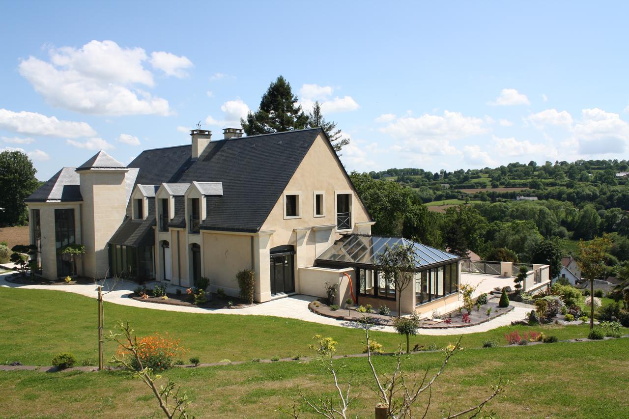 Le Domaine Des Chevaliers De Malte Bed & Breakfast Villedieu-les-Poeles-Rouffigny Bagian luar foto
